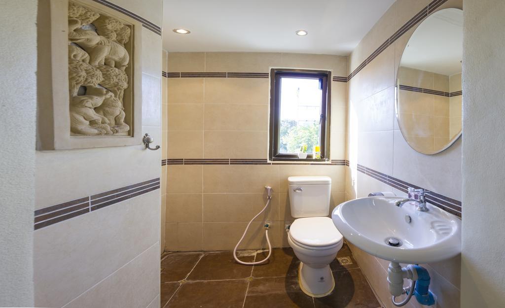 Ratana Villa - Pattaya Holiday House Walking Street 7 Bedrooms Exterior foto